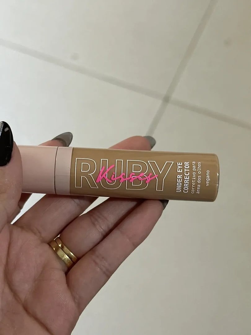 Rk Kiss New York Under Eye Corrector