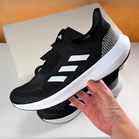 Tênis Adidas Lite Flow