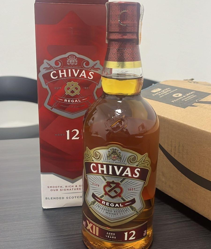Whisky Chivas Regal 12 anos Blended Escocês - 750ml