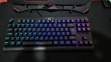 Teclado Mecânico Gamer Redragon Dark Avenger K568-2 Rgb Switch Brown Com Fio