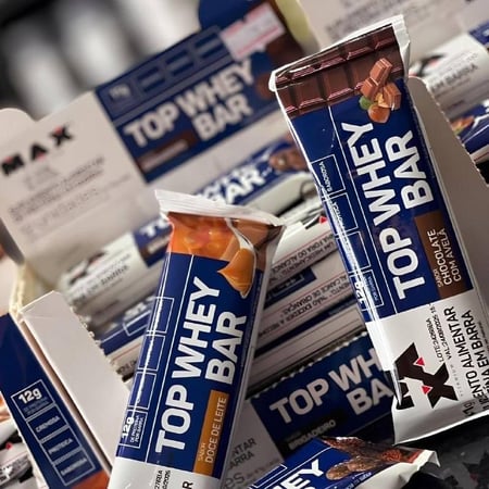 Max Titanium Top Whey Bar 12 Unidades De 41G (Chocolate Com Avelã)