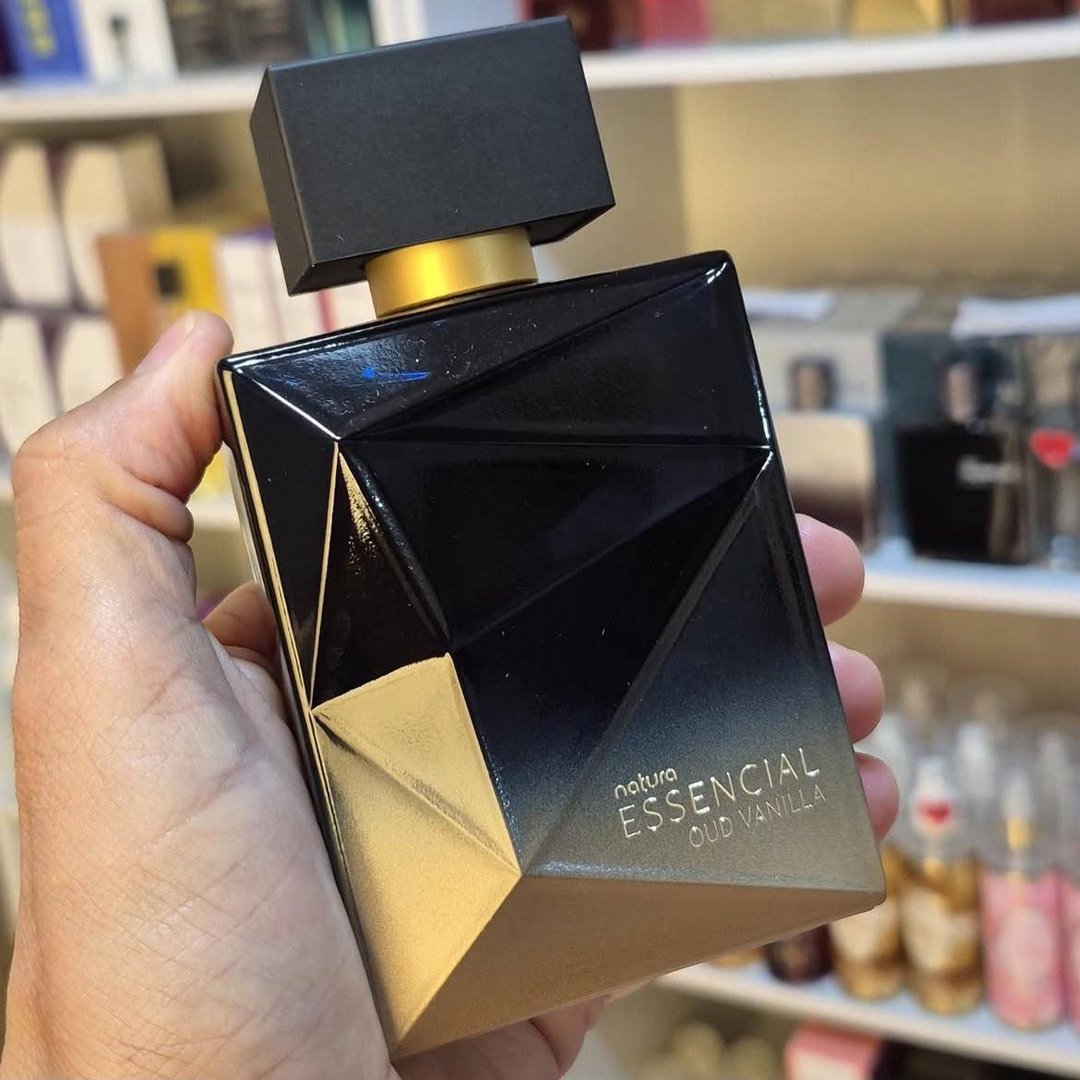 Perfume Essencial Oud Vanilla Masculino Deo Parfum Natura 100 ml