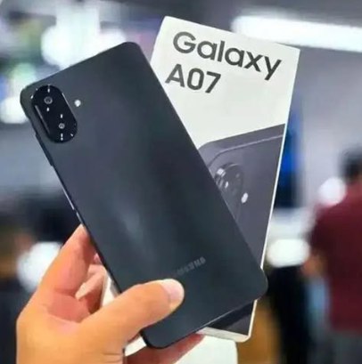 Smartphone Samsung A07 256GB Preto 8GB RAM Tela 6,7" Câm. Dupla + Selfie 8MP