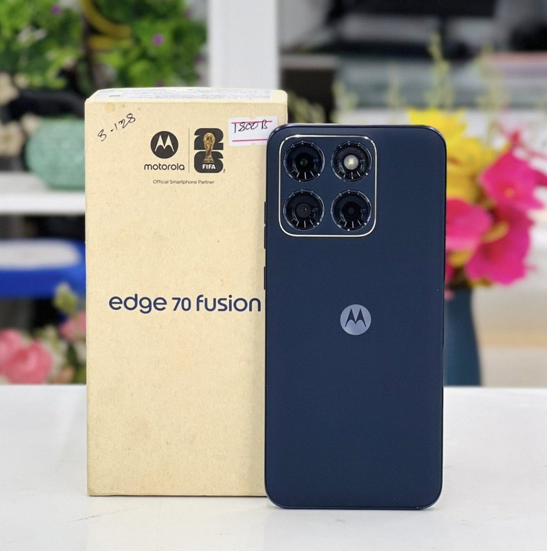 Motorola Edge 70 Fusion 5g 256gb 24gb Ram Boost Câm. Traseira Sony Lytia 710 iA Tela 6,8" ...
