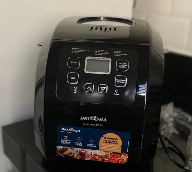Panificadora Britânia Painel Touch Digital 12 Programas - 220v