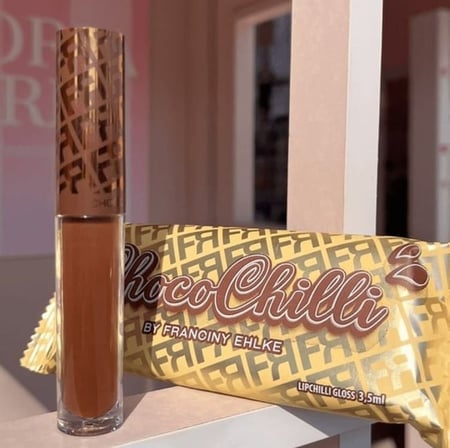 Chocochilli Gloss Fran By Franciny Ehlke Acabamento Brilhante Chocolate