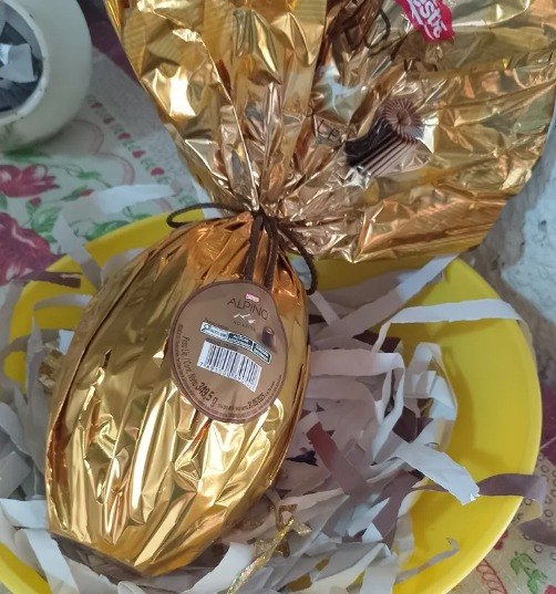 Ovo de Páscoa Nestlé Alpino Ao Leite 349,5g Cremoso