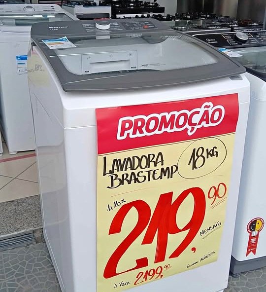 Lavadora Brastemp 18kg Cesto Inox 12 programas Ciclo Antibolinhas e Edredom - 220v