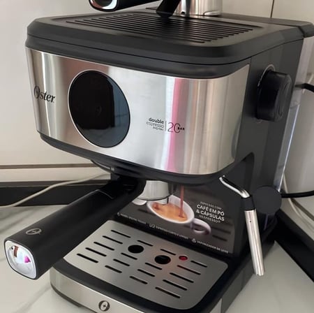CAFETEIRA ESPRESSO OSTER OCAF900 DIGITAL, 220V