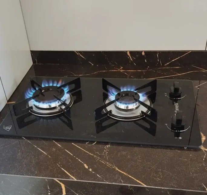 Cooktop Safanelli de Vidro Preto com 2 Bocas Gás Acendimento Automático - Bivolt