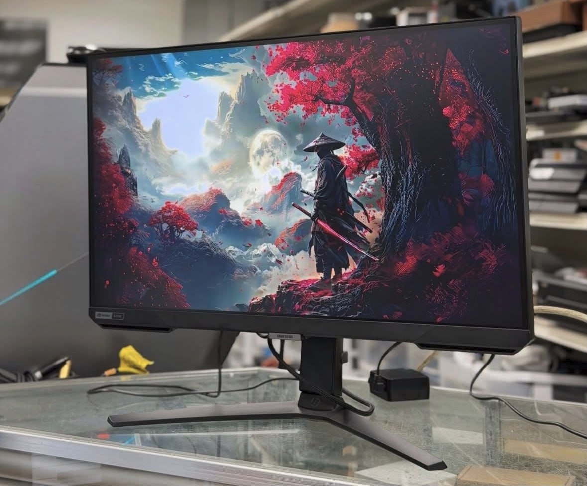 Monitor Gamer Samsung Odyssey G40 27 , 240 Hz, 1ms, Ajuste De Altura, Gsync, Freesync,hdmi, Dp, Fhd, Preto