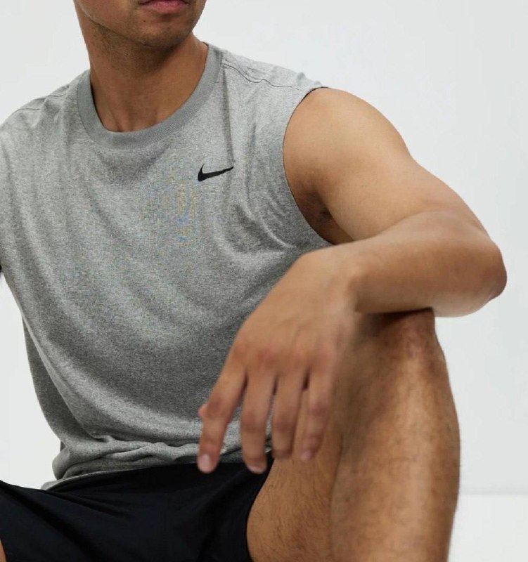 Camiseta Regata Nike Dri-FIT Legend - Masculina