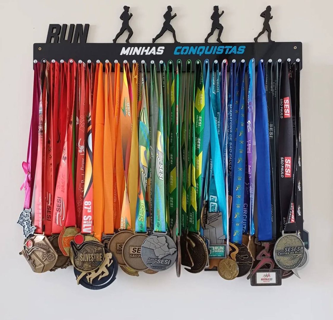 Porta Medalhas Corrida De Rua Masc Para Até 100 Medalhas Cor Preto