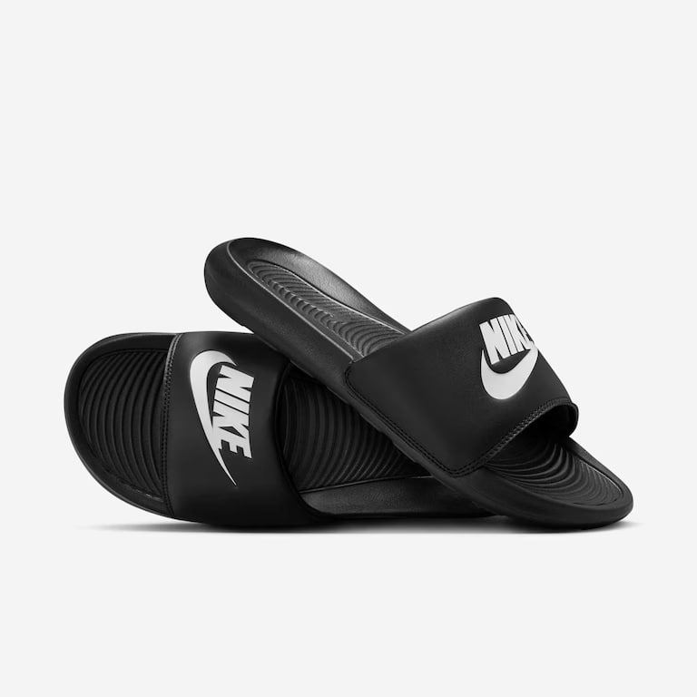 CHINELO NIKE VICTORI ONE masc.