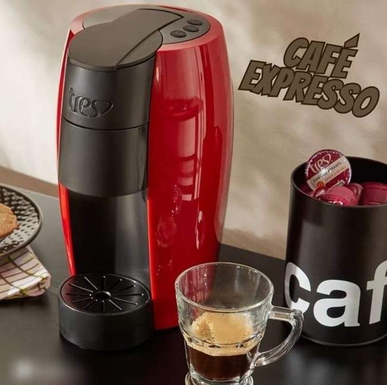 3 Corações TRES Cafeteira Espresso e Multibebida LOV Vermelha - 127V