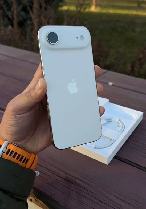 iPhone Air 256 gb - Branco-nuvem - Somente Esim - Distribuidor Autorizado