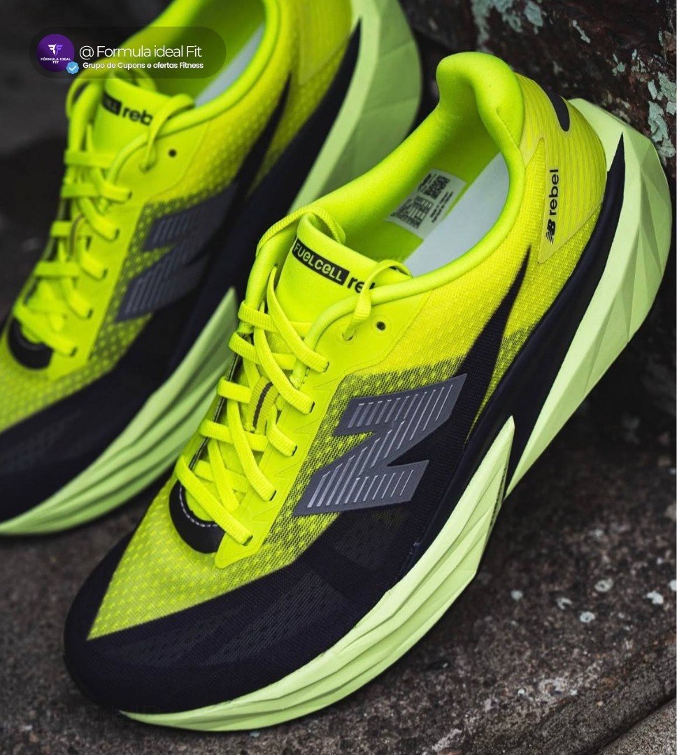 Tênis New Balance Fuelcell Rebel V5