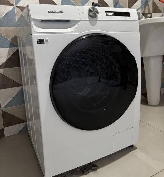 Lava e Seca Samsung 13kg AI Control Digital Inverter Smart Água Quente e Fria Branca - 110v/220v
