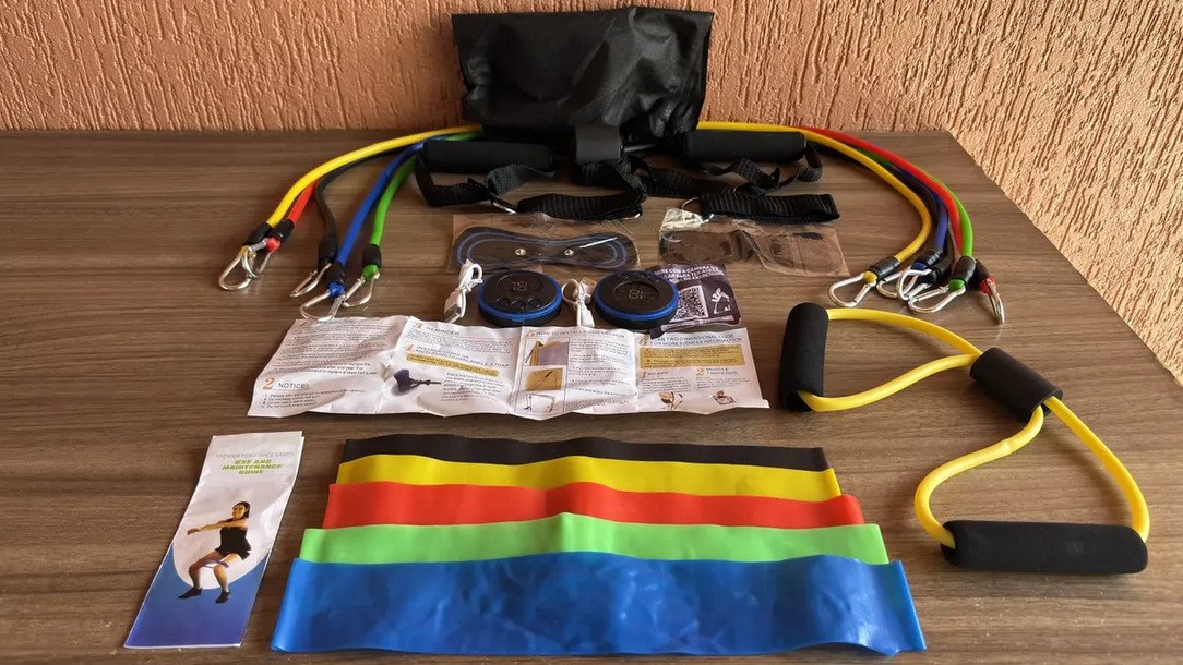 Kit 20 Itens Esportivos Para Treino Em Casa Academia Fitness Funcional Com Elásticos Extensor Puxadores Massageador... Colorido