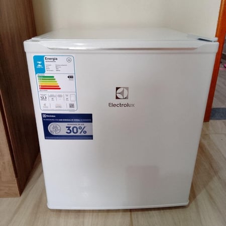 Frigobar Efficient Em50 47l Branco Electrolux 110v