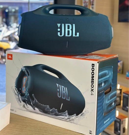 Caixa de Som JBL Boombox 4 Bluetooth Pro AI Sound Boost Graves Personalizáveis até 34h Áudio Lossless – Preto