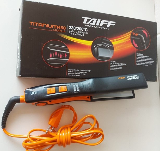 Chapa Profissional Taiff Titanium 450 Colors  Tecnologia Cerâmica Ios Negativos - Bivolt