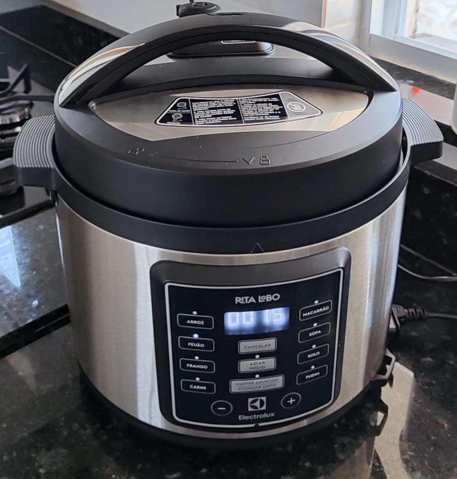Panela de Pressão Elétrica Electrolux 5L Inox 1000W Experience Rita Lobo - 110v