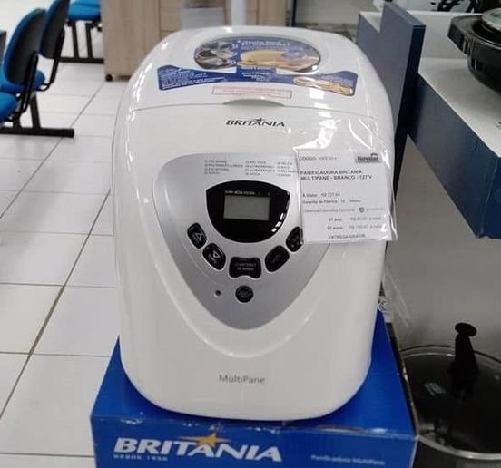 Panificadora Britânia Multipane 550W 12 Programas de Preparo Branca - 220v