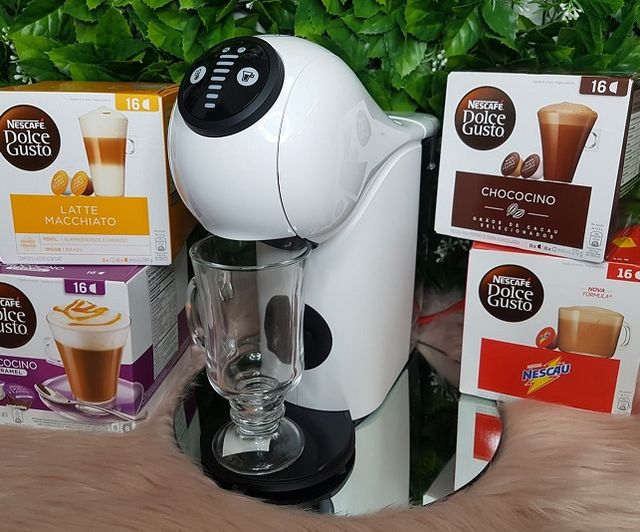 Cafeteira Expresso Arno Nescafé Dolce Gusto Genio S Basic 15 Bar Automática - 110v/220v