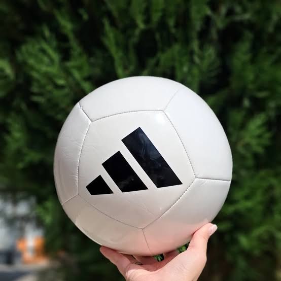 Bola De Futebol Universadi adidas