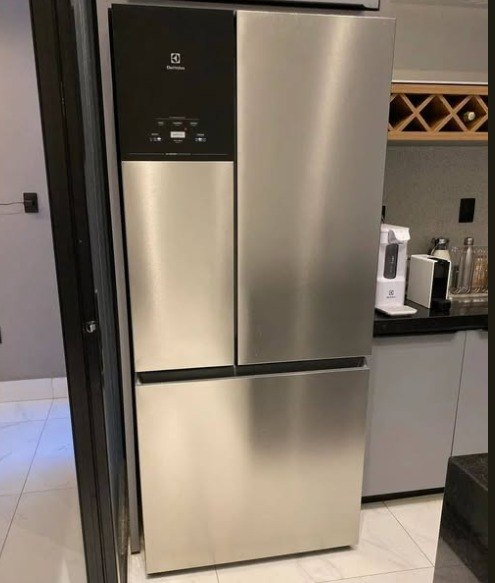 Geladeira Electrolux Frost Free Inverter 480L Efficient AutoSense 3 Portas Inox Look (IM7S) 220V