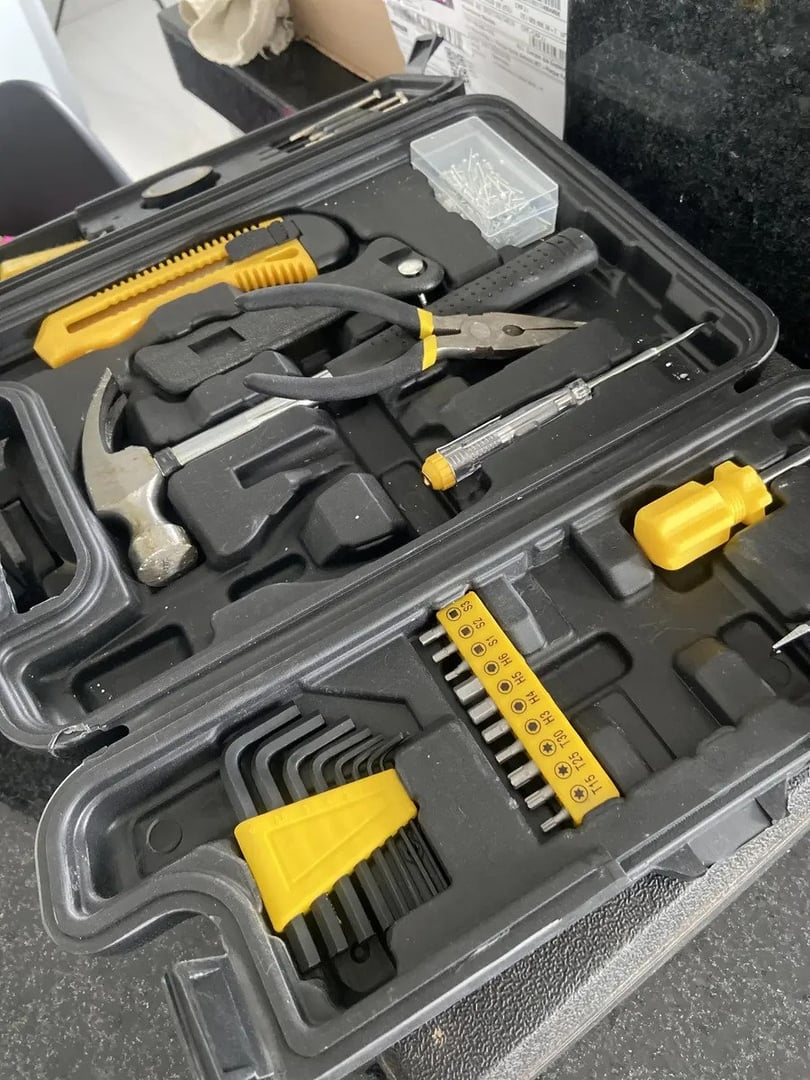 Jogo De Ferramentas 200 Peças Com Chaves De Precisão E Allen Kit Com Maleta Resistente - Titanium Platina Amarelo/preto