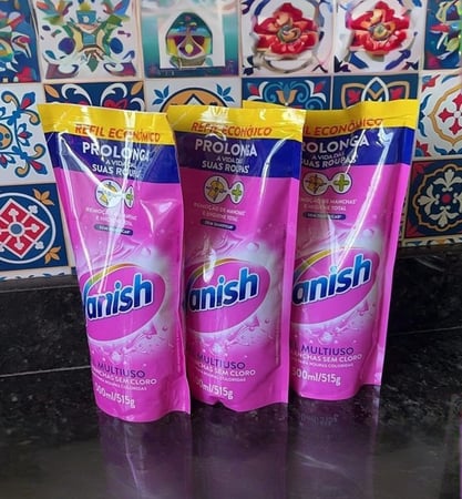Tira Manchas Vanish Líquido Multiuso para roupas coloridas Refil Econômico 500ml