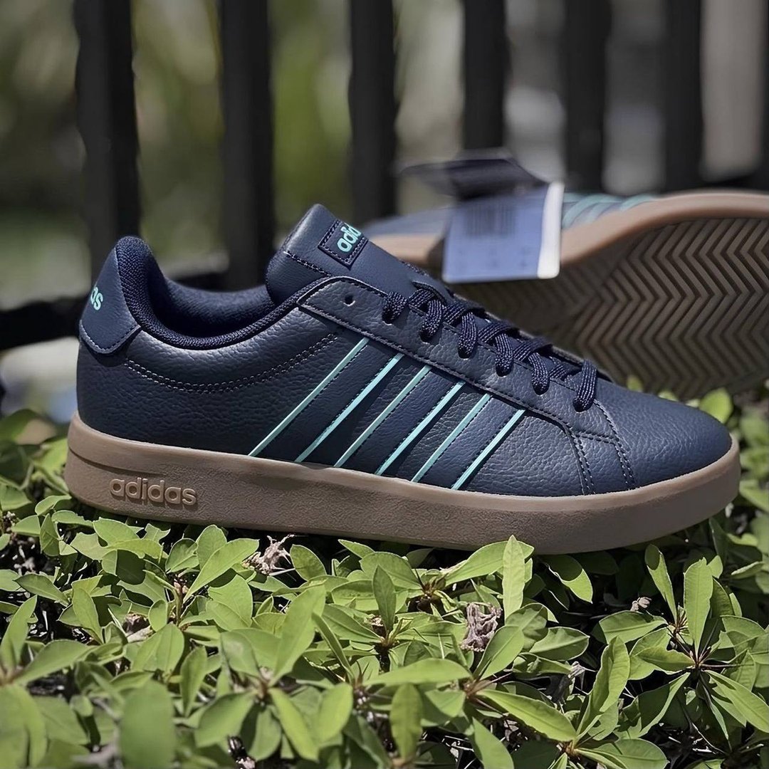 Tênis Masculino Grand Court Base 3.0 adidas Legink/iceblu/legink Lisa 39 Br