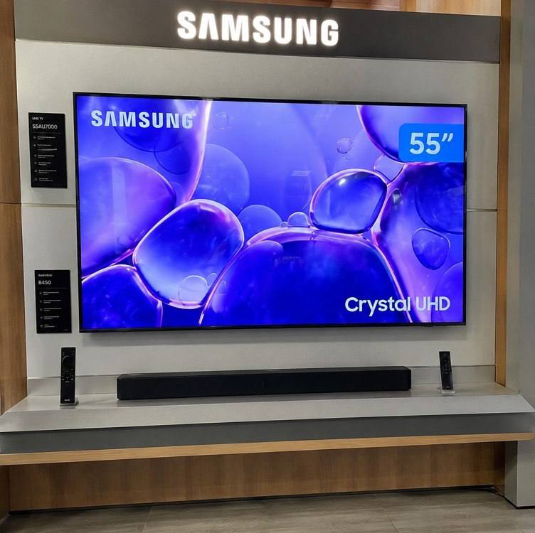Smart TV 55” Samsung 4K UHD Crystal UHD - 3 HDMI + Soundbar B-Series HW-B400F 40W USB