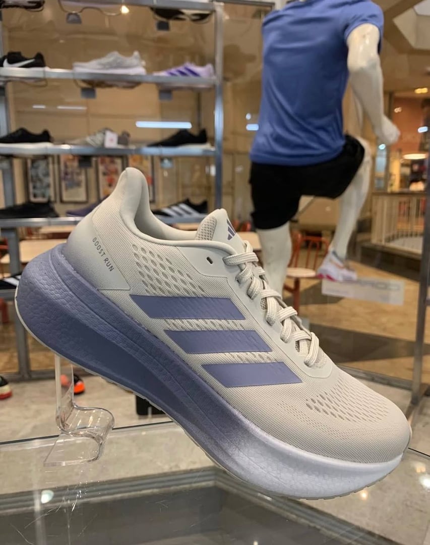 Tênis adidas Boost Run Corrida