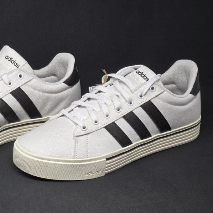 Tênis ADIDAS Daily 4.0