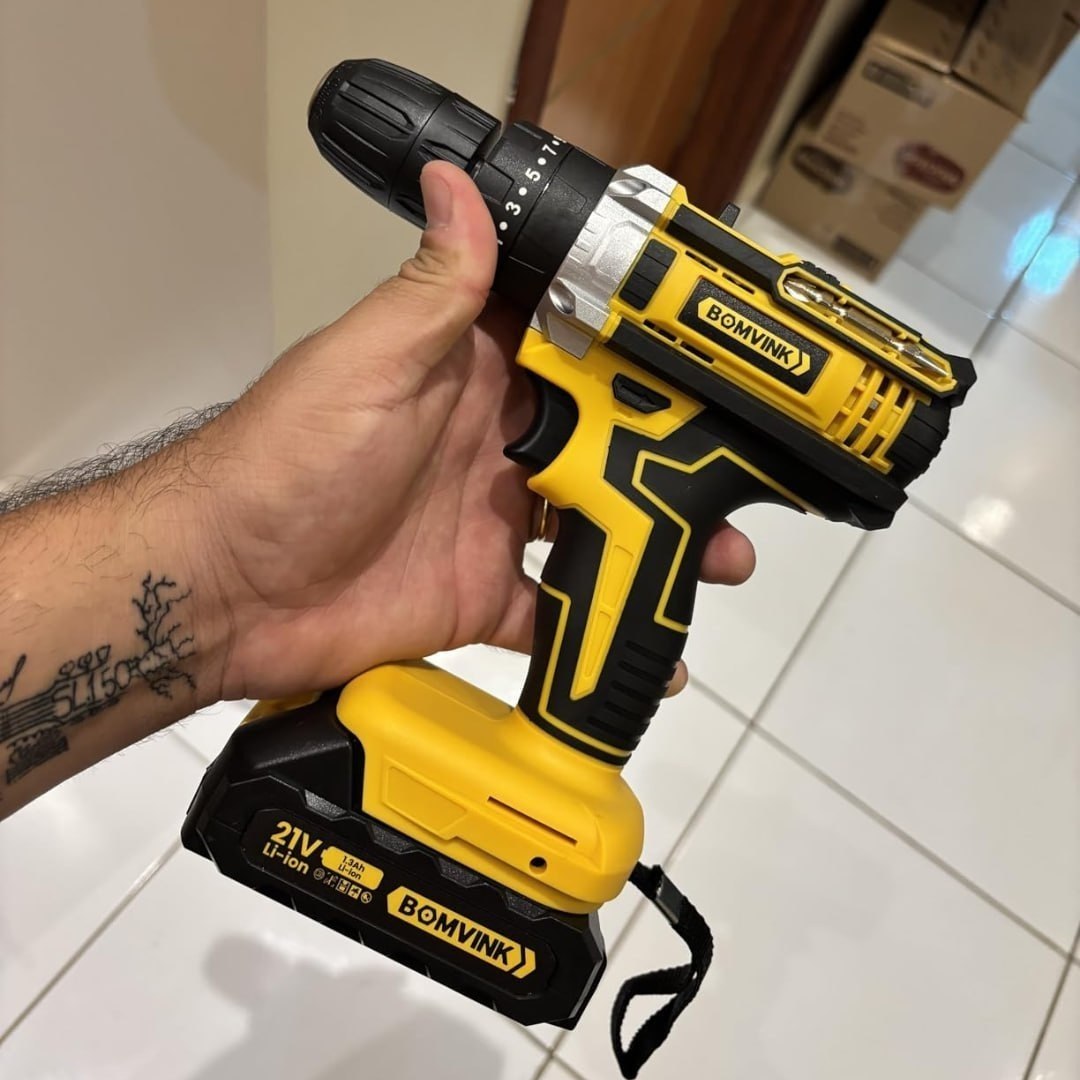 Parafusadeira Furadeira a Bateria 21V com Empunhadura Emborrachada, Bateria Recarregável e...