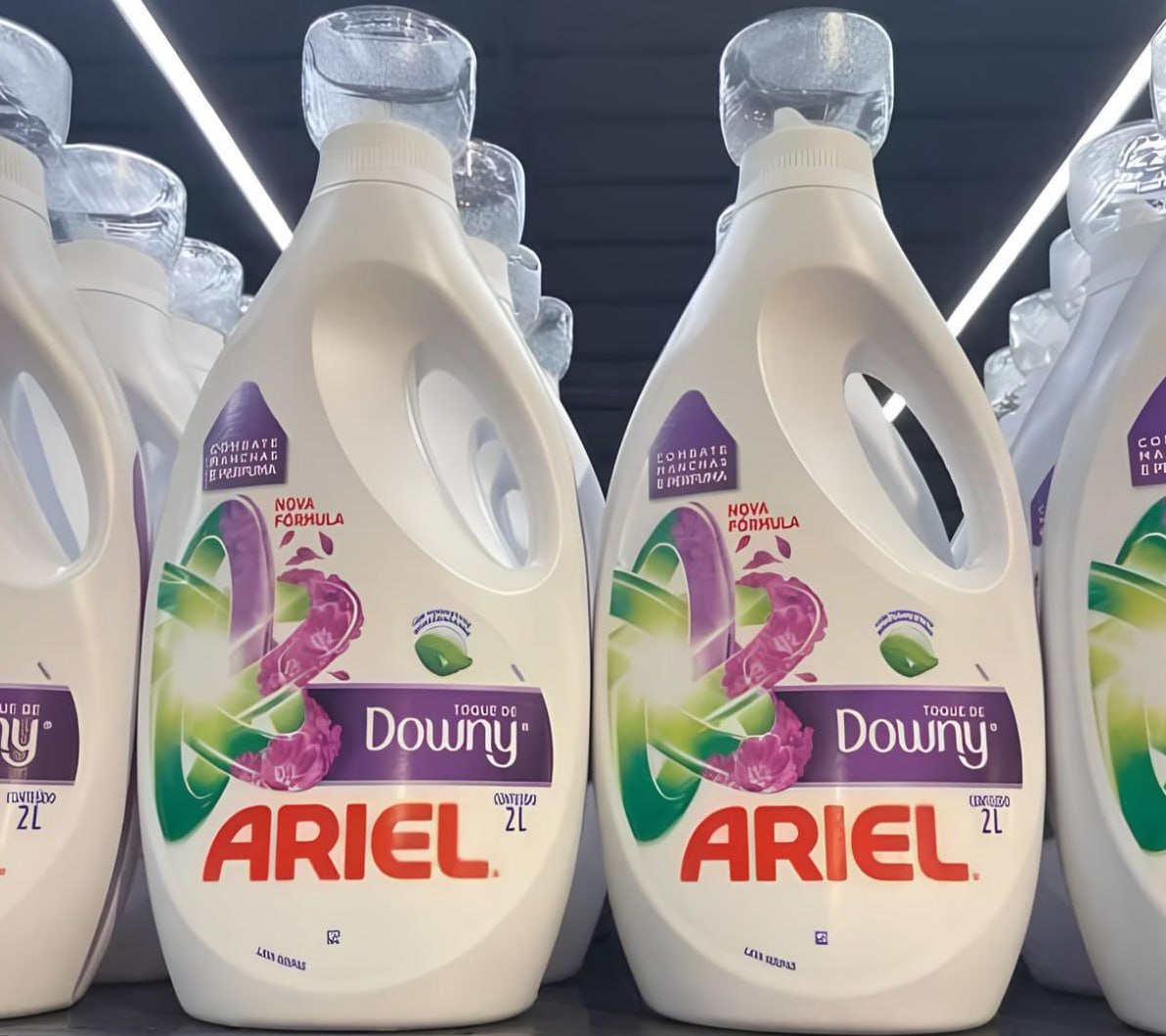 Ariel Sabão Líquido Toque de Downy Concentrado 2L