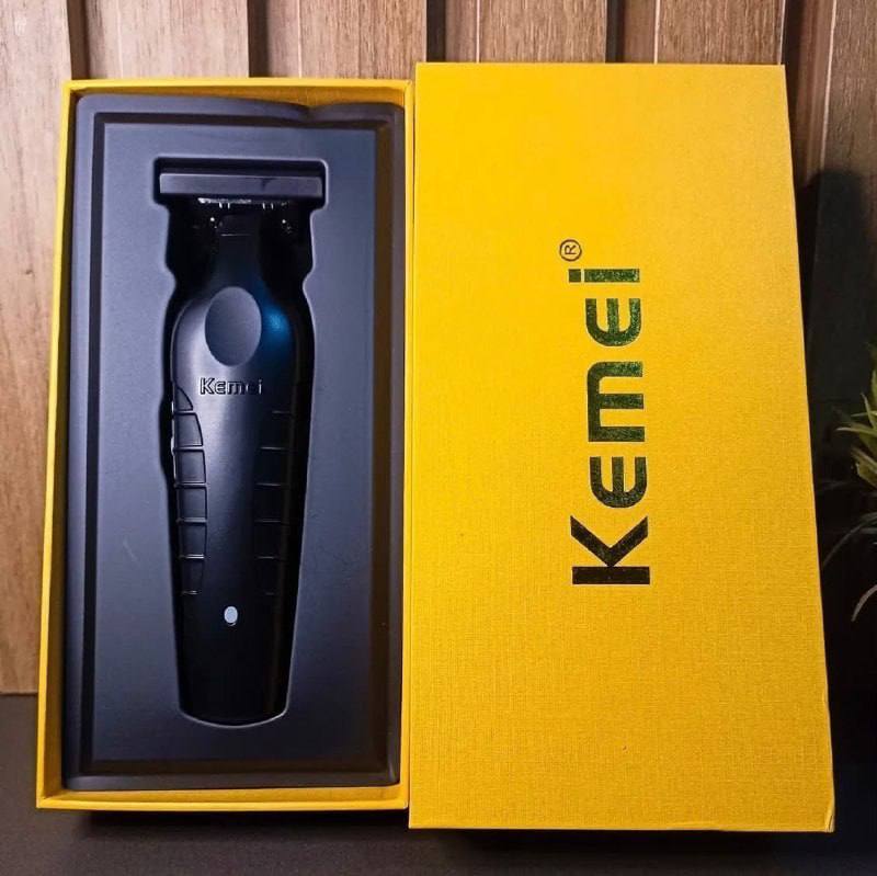 Máquina De Acabamento Profissional Kemei Km-2299 0gap Bivolt Black 127/220v