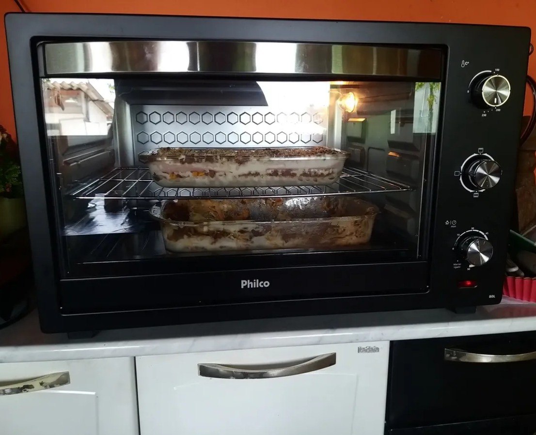 Forno Elétrico Philco 80L Preto 4 resistências c/ Timer - 110v