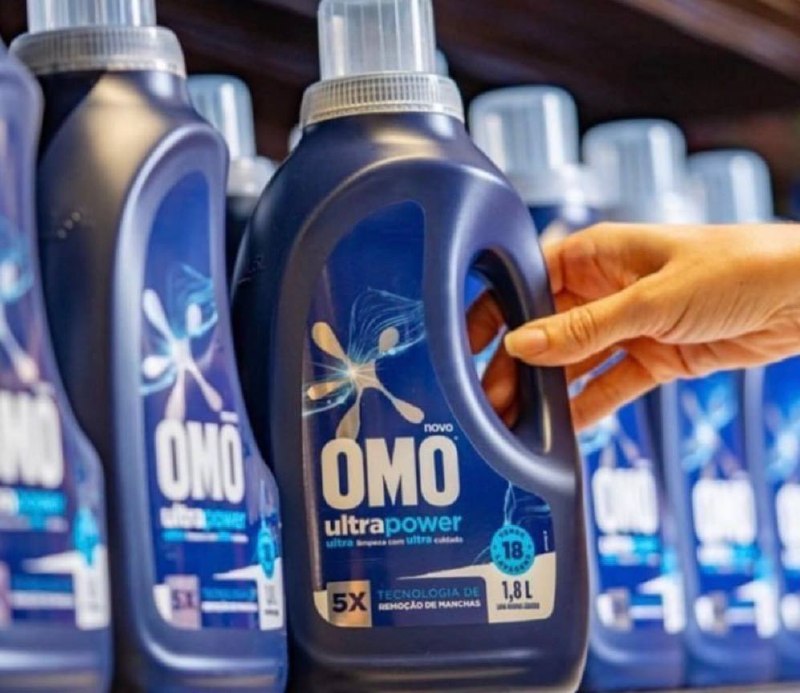 OMO Lava-Roupas Líquido Ultra Power Frasco 1,8L