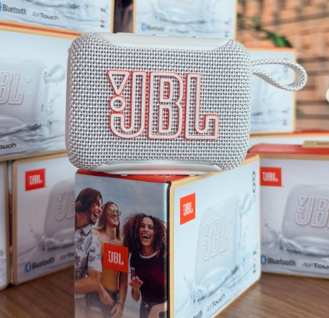 Caixa de som portátil com Bluetooth JBL GO5 - Branca ou Azul