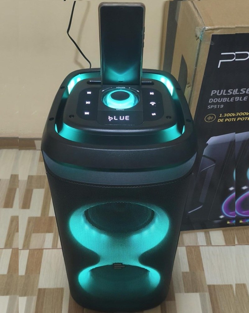 Caixa de Som PULSEBOX 3 Bluetooth USB 1300W RMS luzes LED - Bivolt