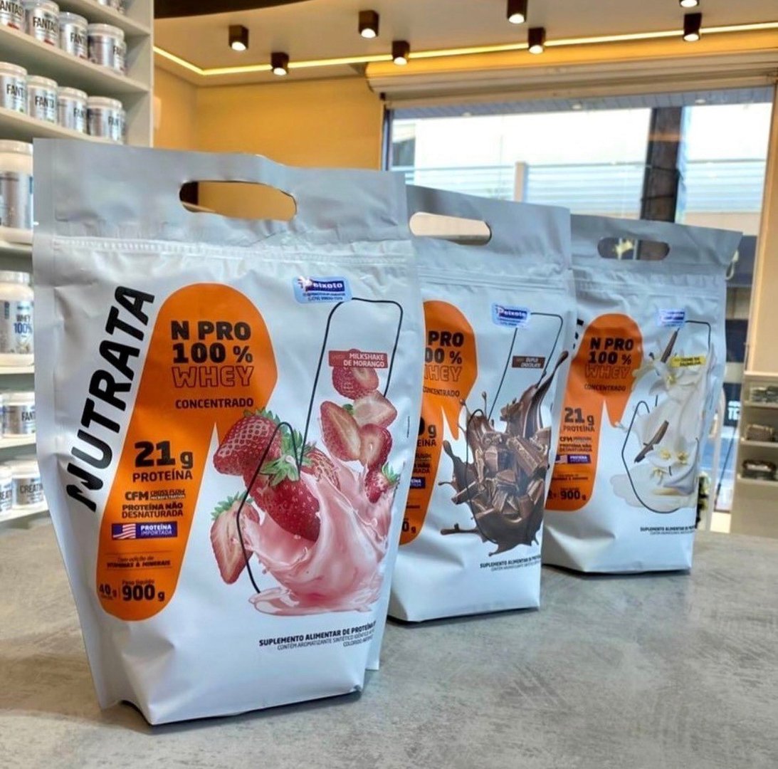 W100 Whey Concentrado Pouch 900g Morango Nutrata