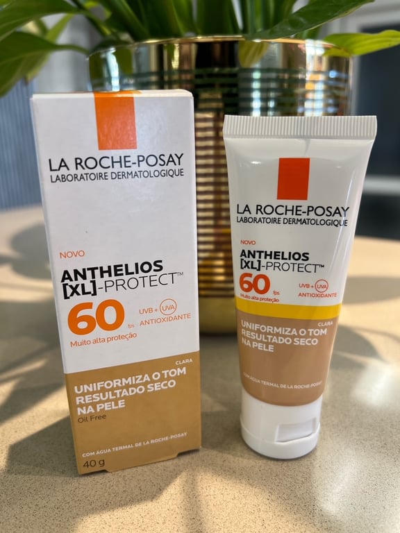 Protetor Solar Facial com Cor Anthelios XL Protect: Uniformiza o ...