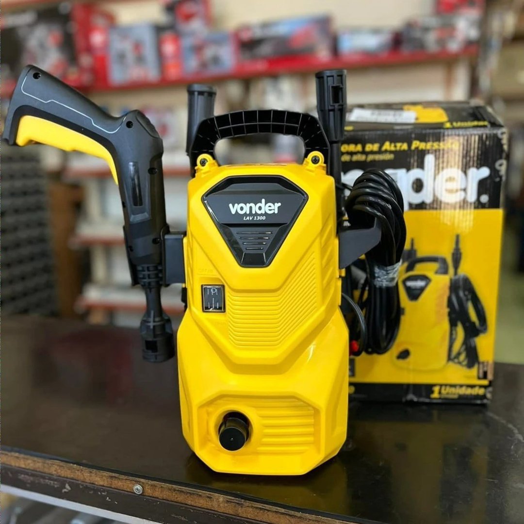 Lavadora De Alta Pressão Vonder Leve Lav1300 220v Amarela De 1.3kw Com 90bar De Pressão Má...