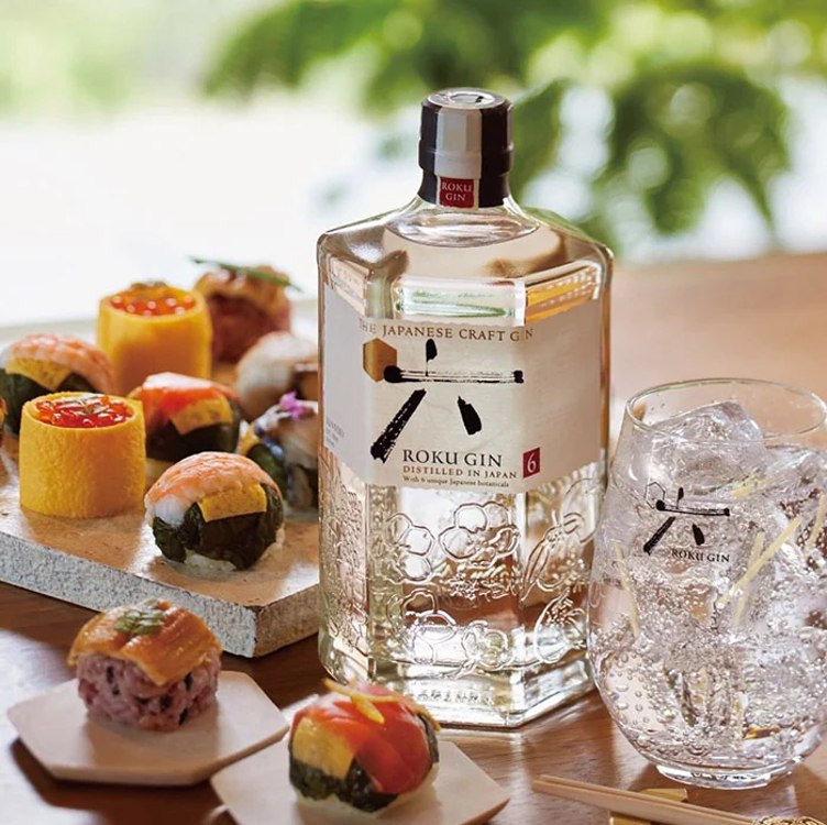 Roku Gin Japonês Roku 700Ml