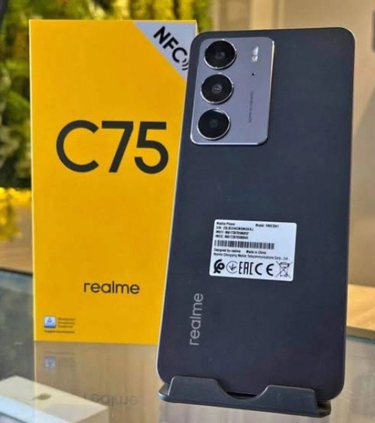 Realme C75 NFC 256GB 8GB RAMBOOST IP69 Prova Dágua 6000mAh Câmera dupla 50MP Celular Resis...