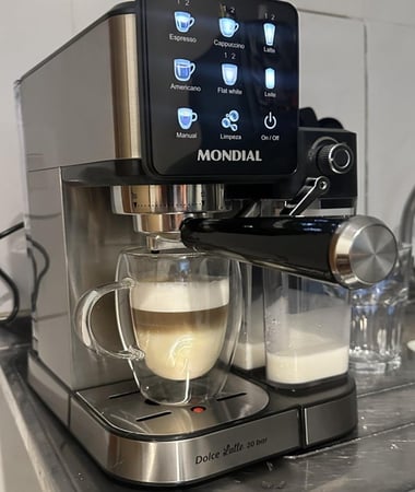 Cafeteira Espresso Dolce Latte Mondial Painel Touch 20 Bar 1350W Preto/Inox - 220v
